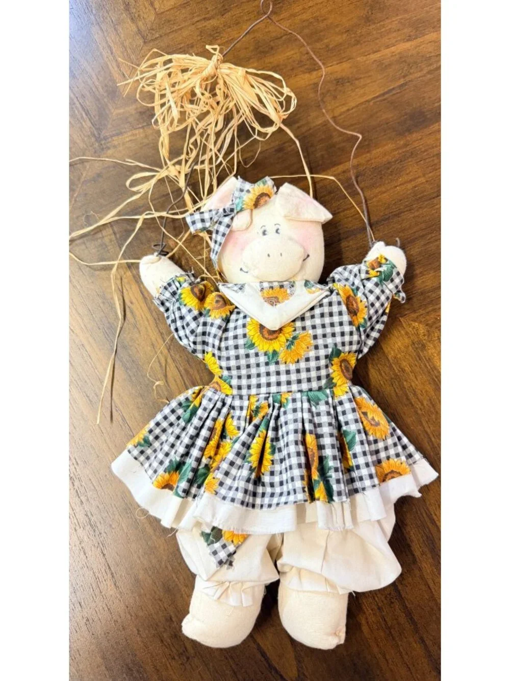 Vintage Cute Country Pig in Sunflower Dress Wall Door Hanging Handmade